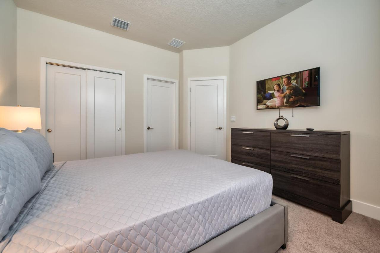 Pleasant Townhome With Private Pool Near Disney Four Corners Exterior foto