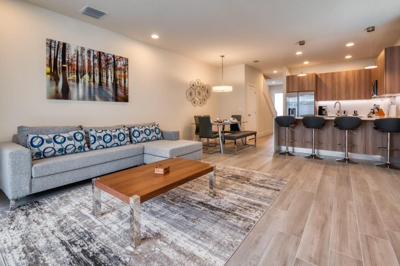 Pleasant Townhome With Private Pool Near Disney Four Corners Exterior foto